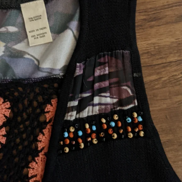 Gimmicks by BKE Black Boho Vest - Picture 2 of 15